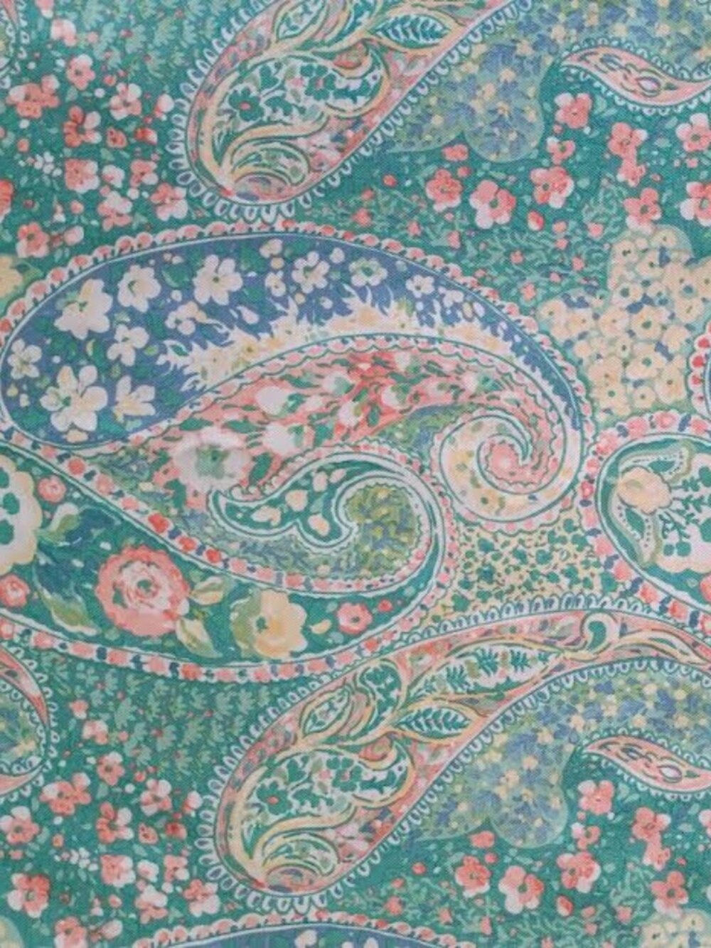 CYNTHIA ROWLEY TABLECLOTH 83" x 60" PAISLEY AQUA PEACH YELLOW BLUE POLYESTER